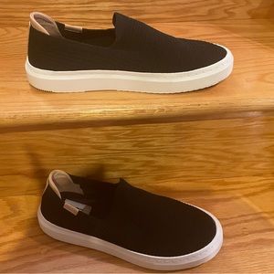 UGG sneaker size 9 ladies